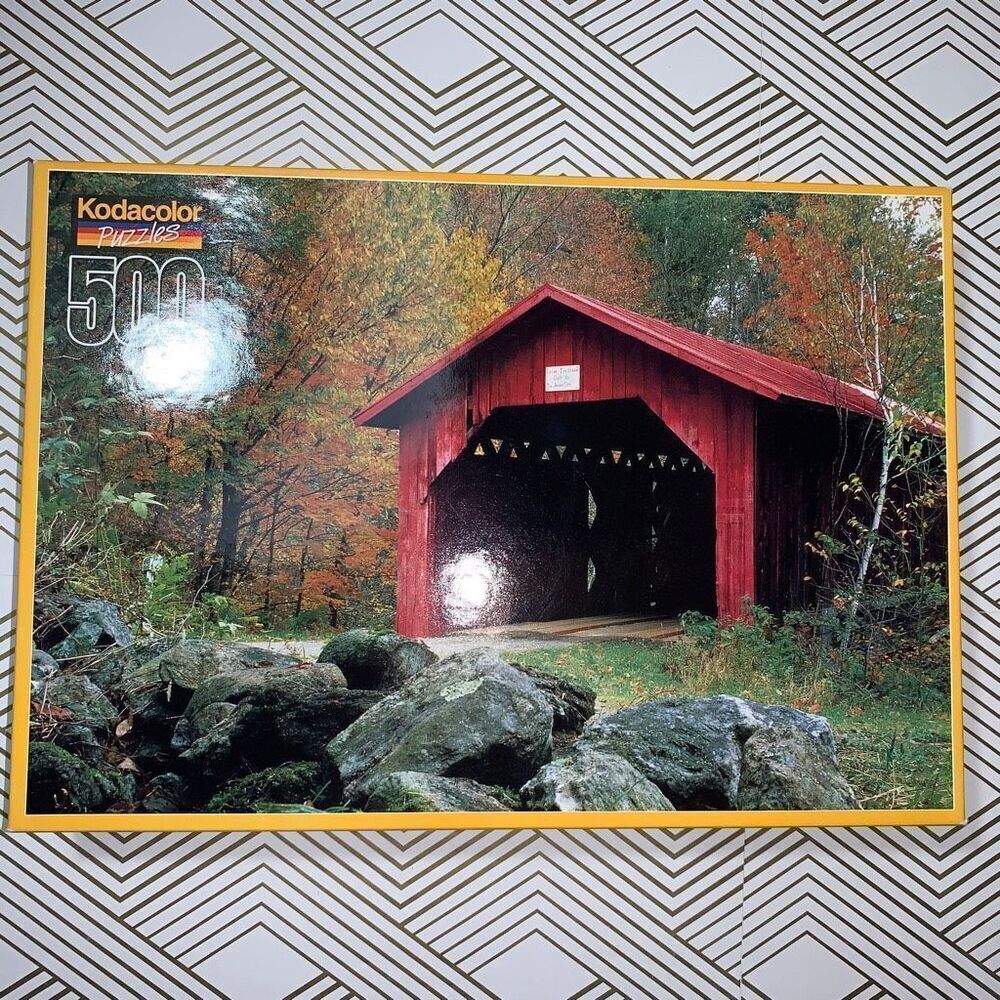Kodacolor RoseArt Red Covered Bridge Jigsaw Puzzle in Fall 550 Pieces‎ New
